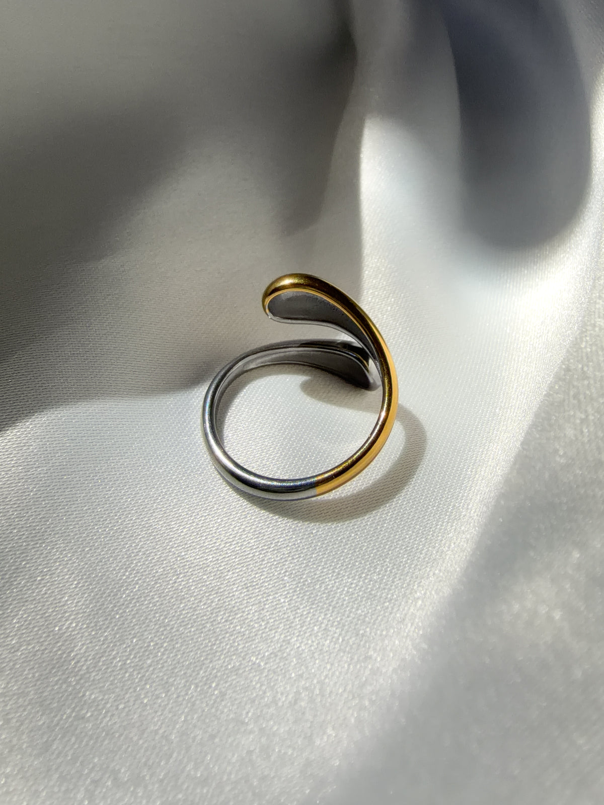 Aurea Two-Tone Sculpted Ring