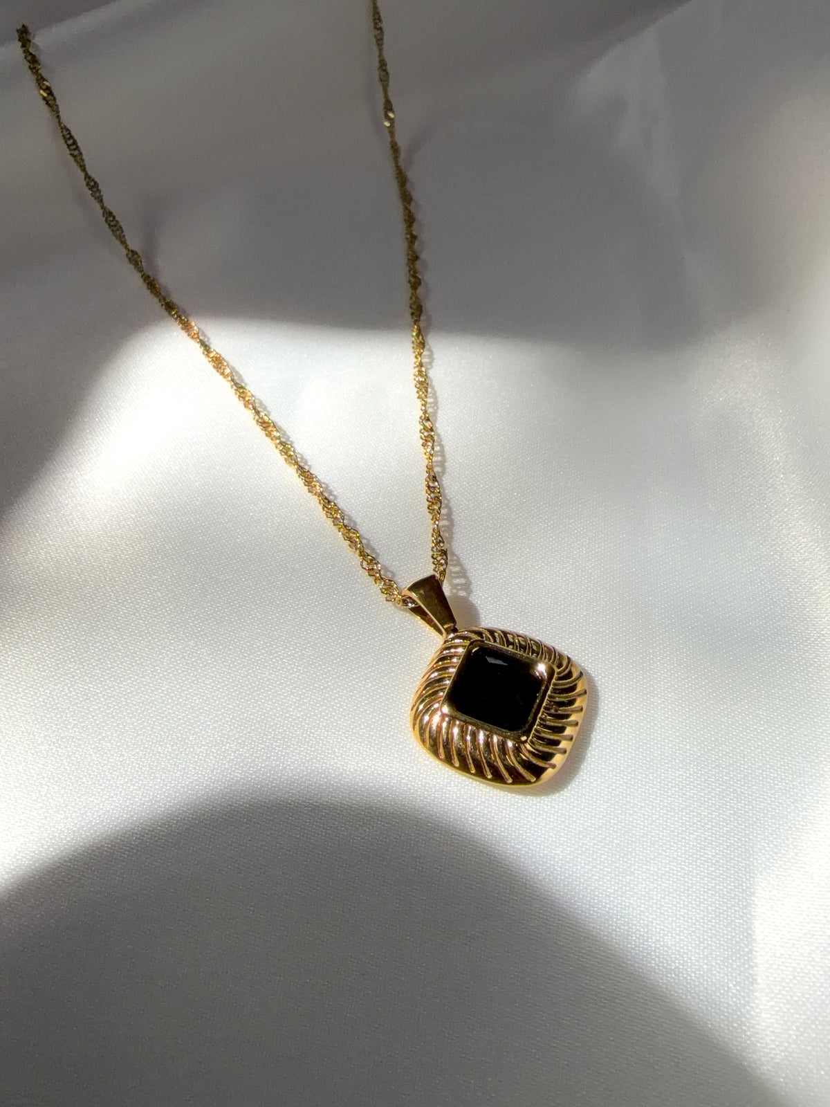 Noir Rhombus Pendant Necklace