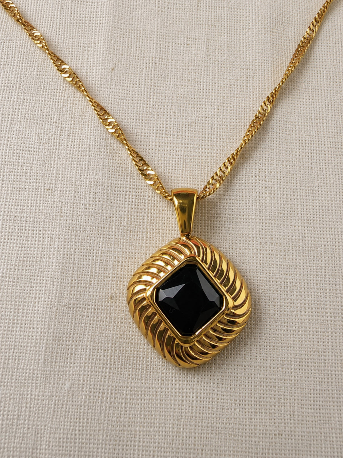 Noir Rhombus Pendant Necklace