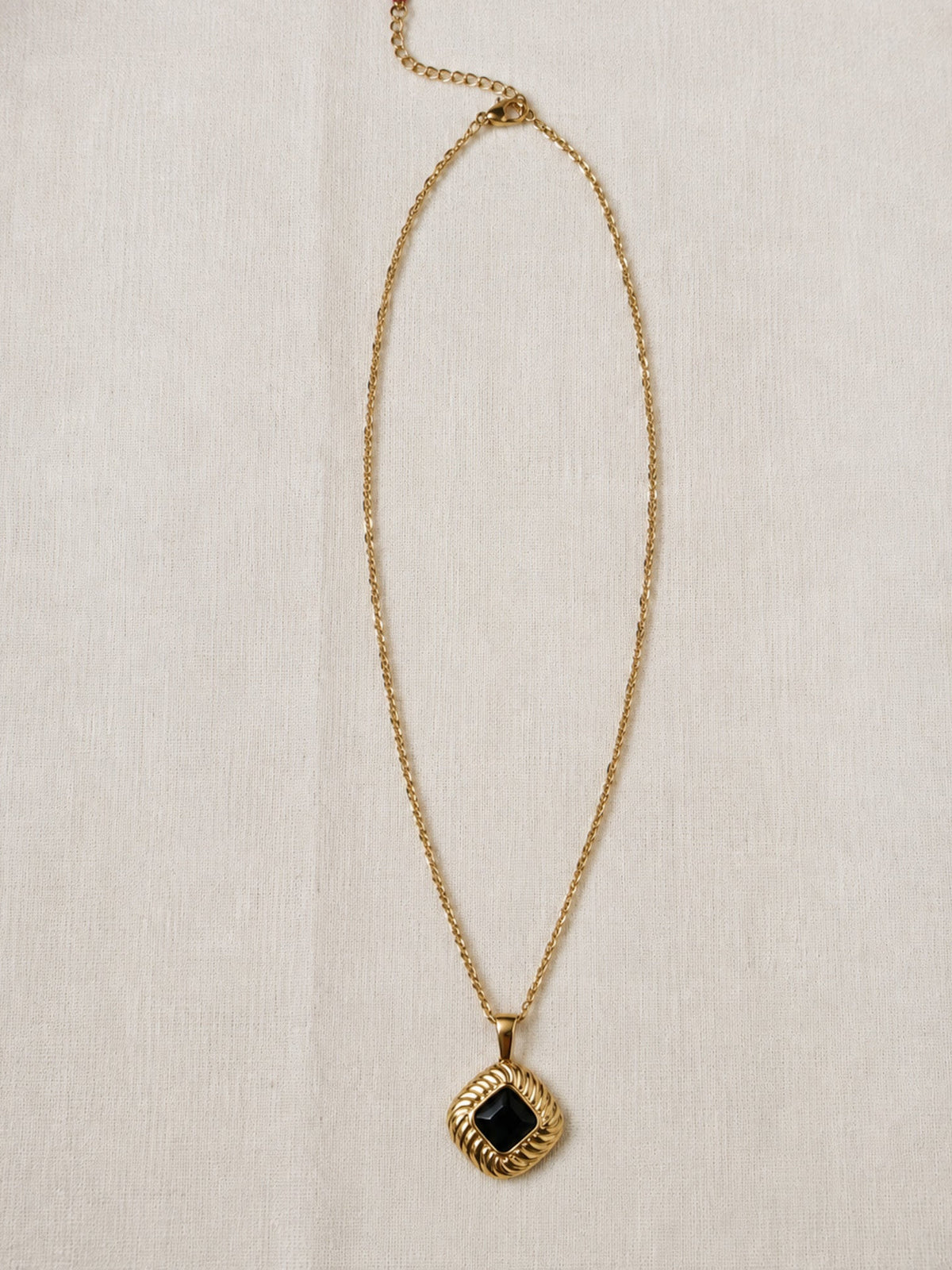 Noir Rhombus Pendant Necklace
