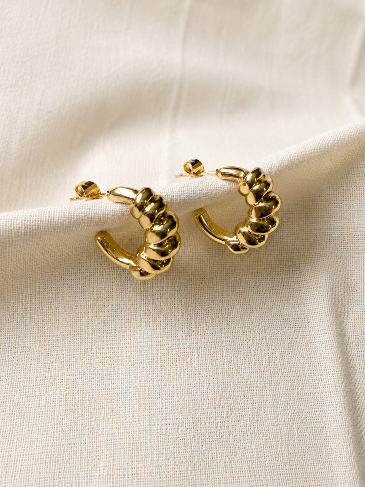 Mirelle Sculpted Hoop Earrings