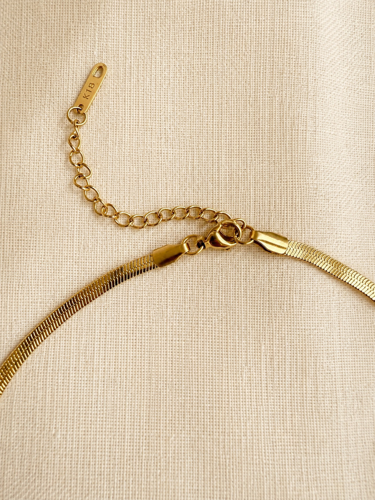 Sleek Blade Chain Necklace